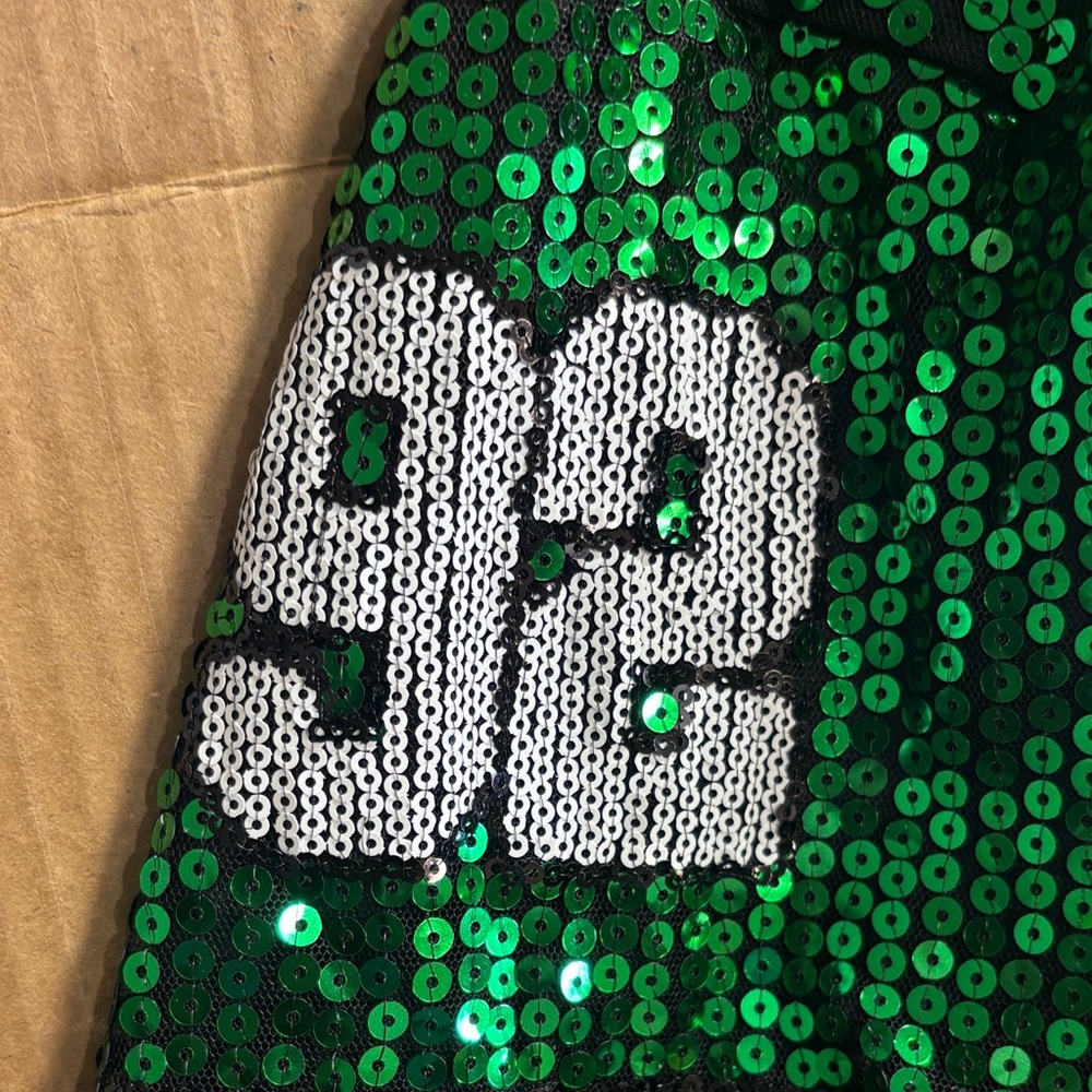Love Theory Essentials 1992 Emerald Sequin V-Neck Jersey - Picture 4 of 10